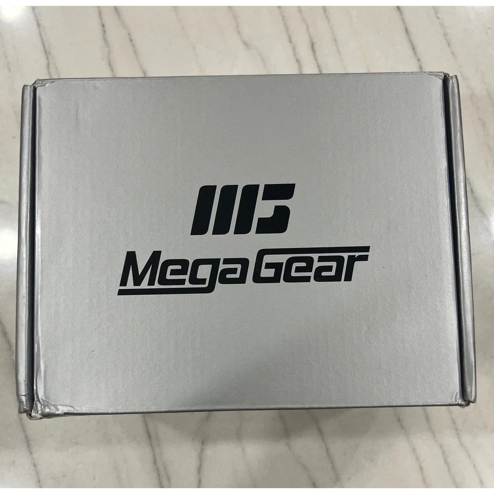 MegaGear Ultra Light Neoprene Camera Case compatible with Fujifilm X-T4 XF16-80